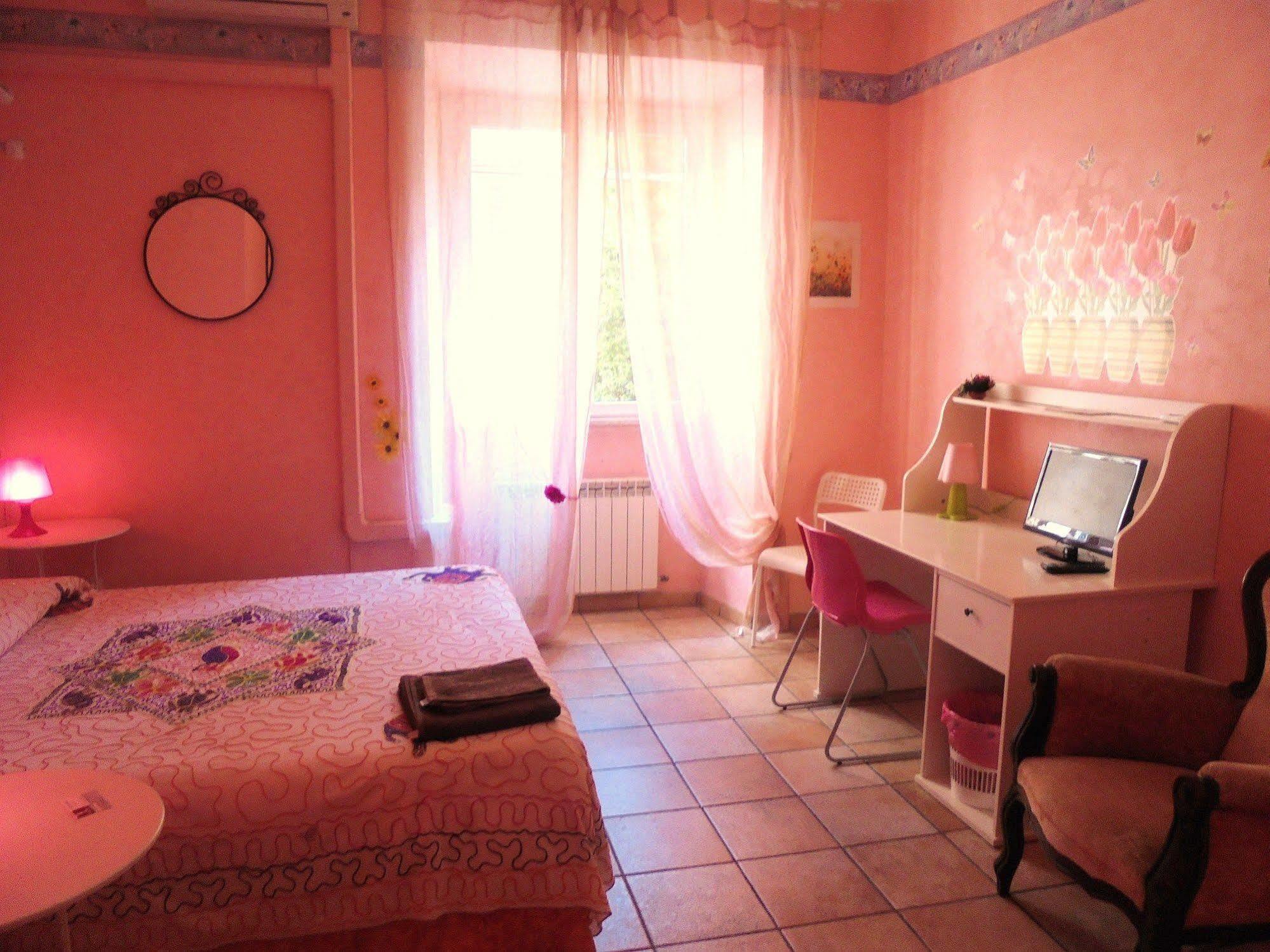 Max House Bed and Breakfast Rom Exteriör bild