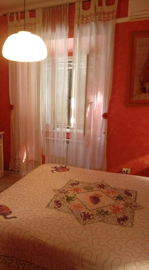 Max House Bed and Breakfast Rom Exteriör bild